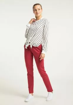 Pantalons En Toile Coupe Slim Pantalon Femme Rouge 8 Pantalons En Toile Coupe Slim Pantalon Femme Rouge -Magasin Vintage Dreimaster 37ef1e640069bd6ba79fb1196b5723d2