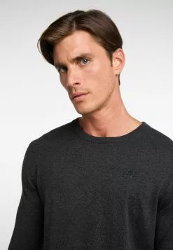 Pulls à Col Rond Pull-over Homme Anthracite -Magasin Vintage Dreimaster be9f6a4a4cb35c0bb4a98b081fe66aa5