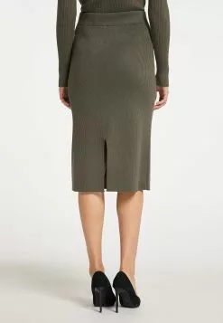 Jupes Midi Jupe Femme Olive 7 Jupes Midi Jupe Femme Olive -Magasin Vintage Dreimaster fbb1b65de3a1ecc597451eb9767a42c8